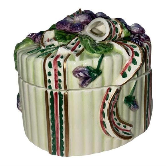 Vintage Fitz and Floyd Essentials Trinket Box Jewelry Violets Ribbons Ceramic - Picture 8 of 9